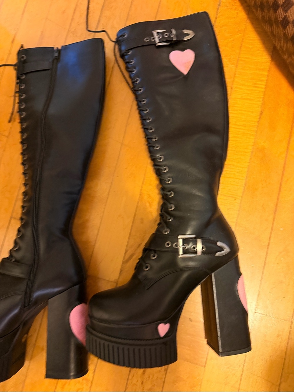 Black Knee-High Platform Lace-Up Boots with Pink Heart Accents - Picture 3 of 4